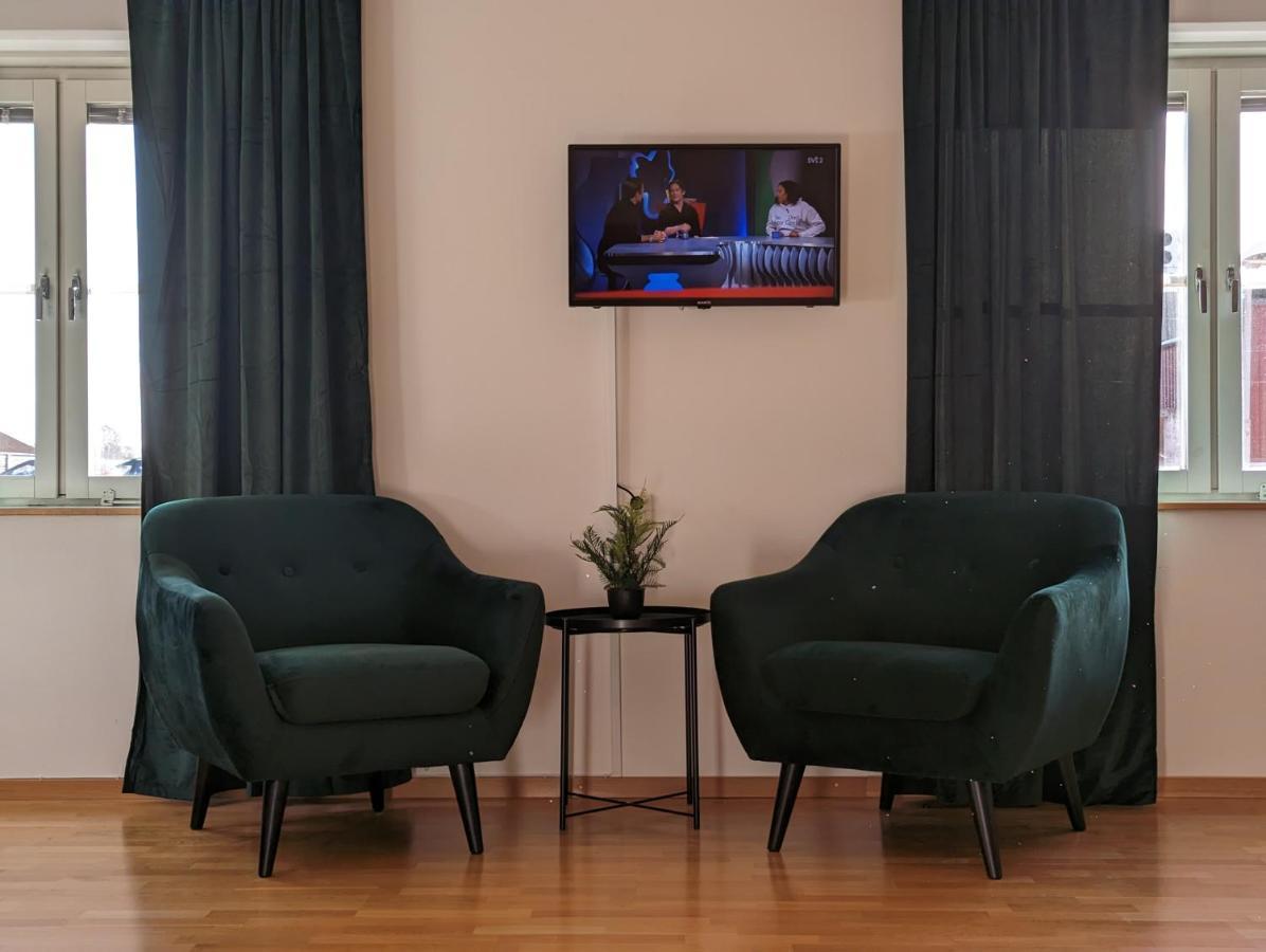 Hotell Bro Kristinehamn Bagian luar foto