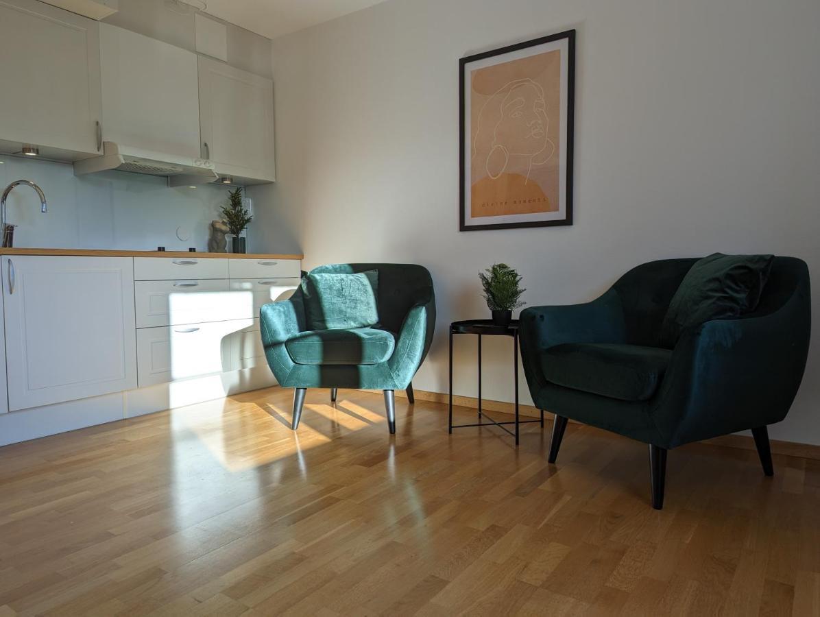 Hotell Bro Kristinehamn Bagian luar foto