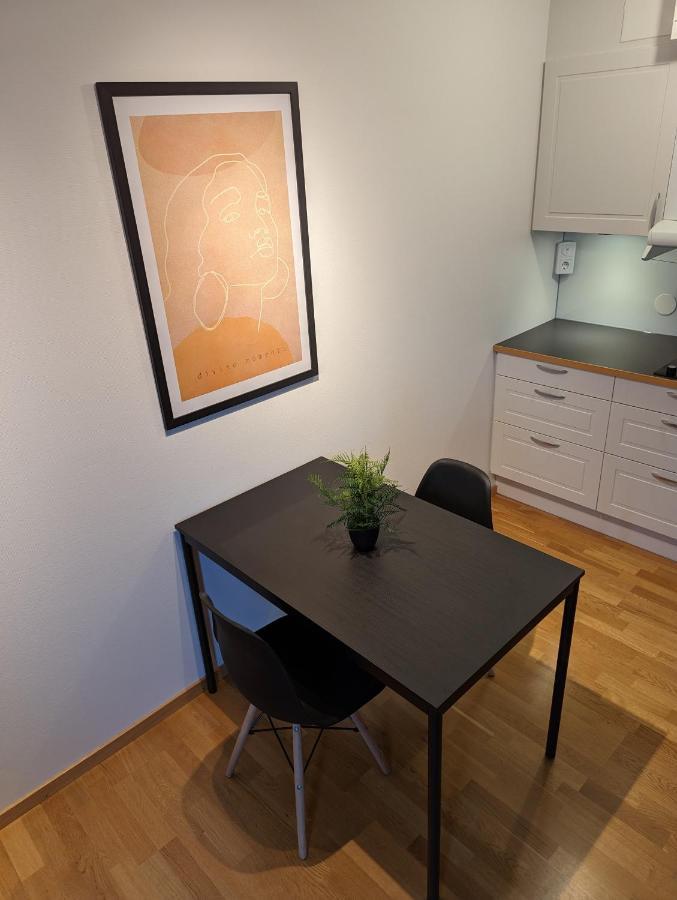 Hotell Bro Kristinehamn Bagian luar foto