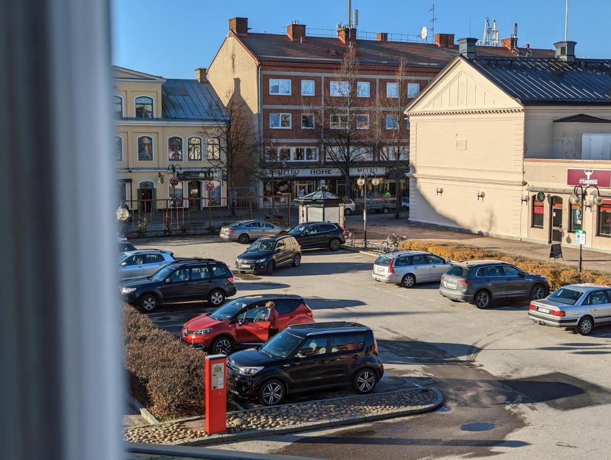 Hotell Bro Kristinehamn Bagian luar foto