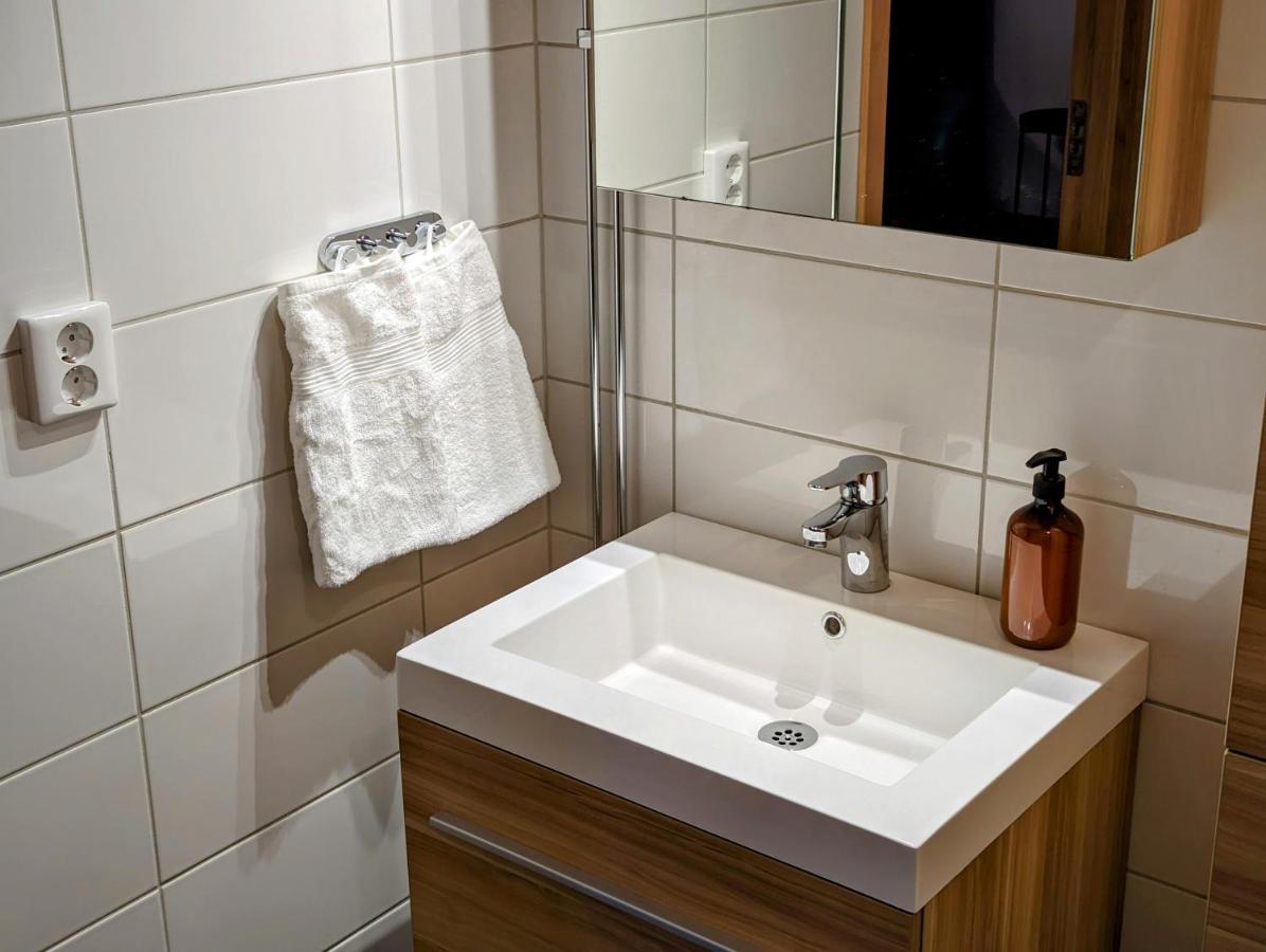 Hotell Bro Kristinehamn Bagian luar foto