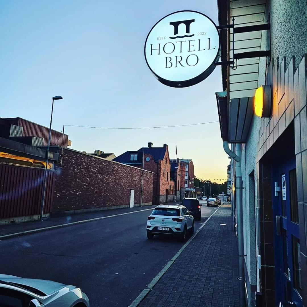 Hotell Bro Kristinehamn Bagian luar foto